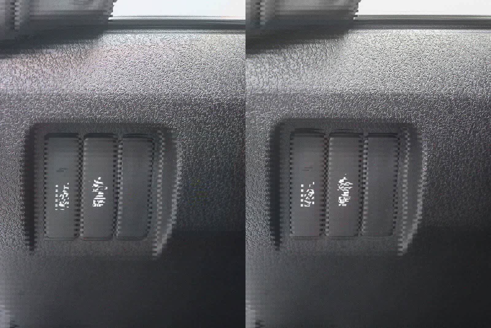 Used 2020 Acura ILX w/ Premium Package image 29