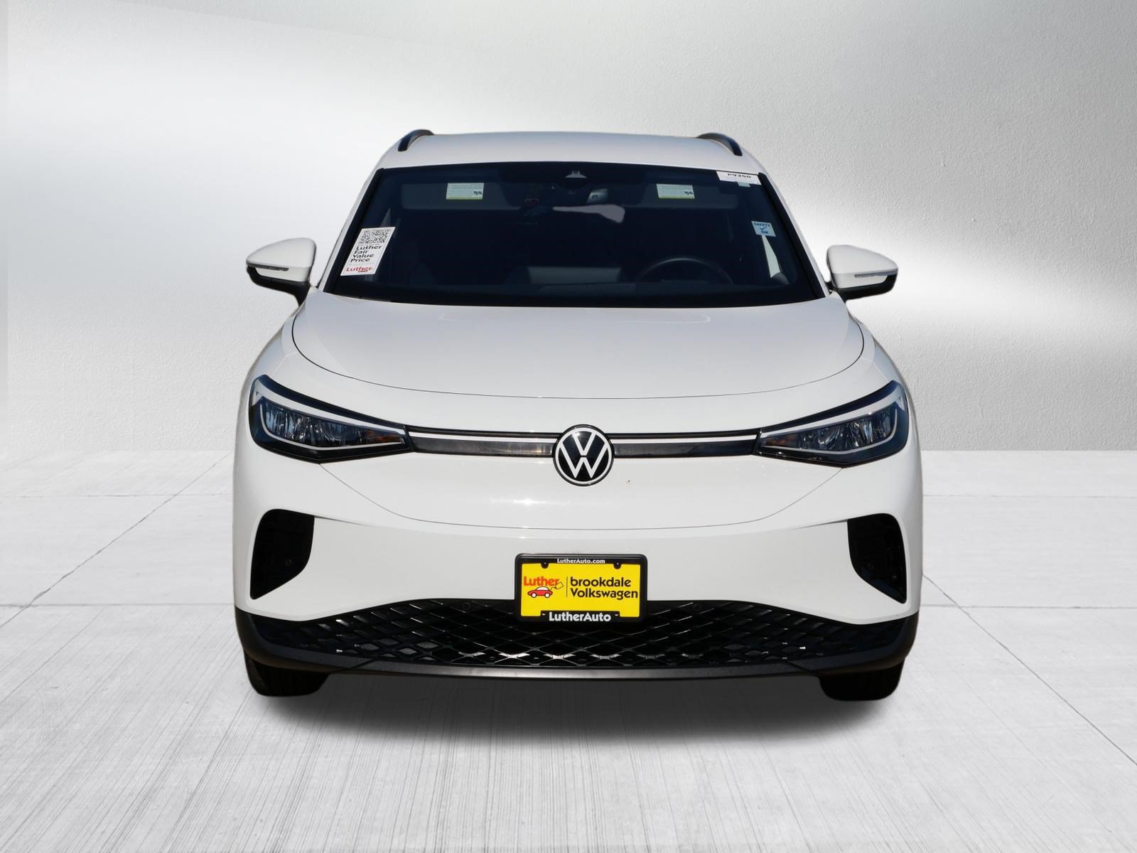 Certified 2024 Volkswagen ID.4 Pro AWD/4WD image 2