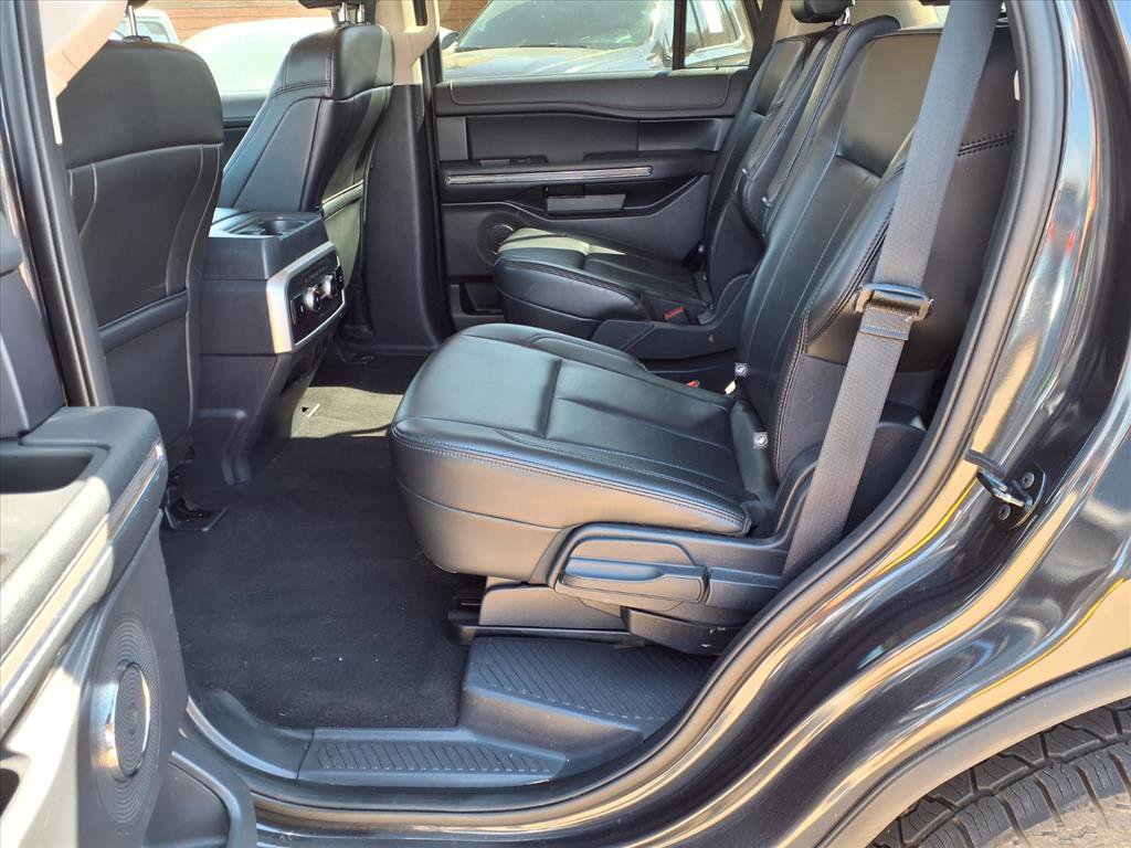 Used 2024 Ford Expedition XLT AWD/4WD image 19