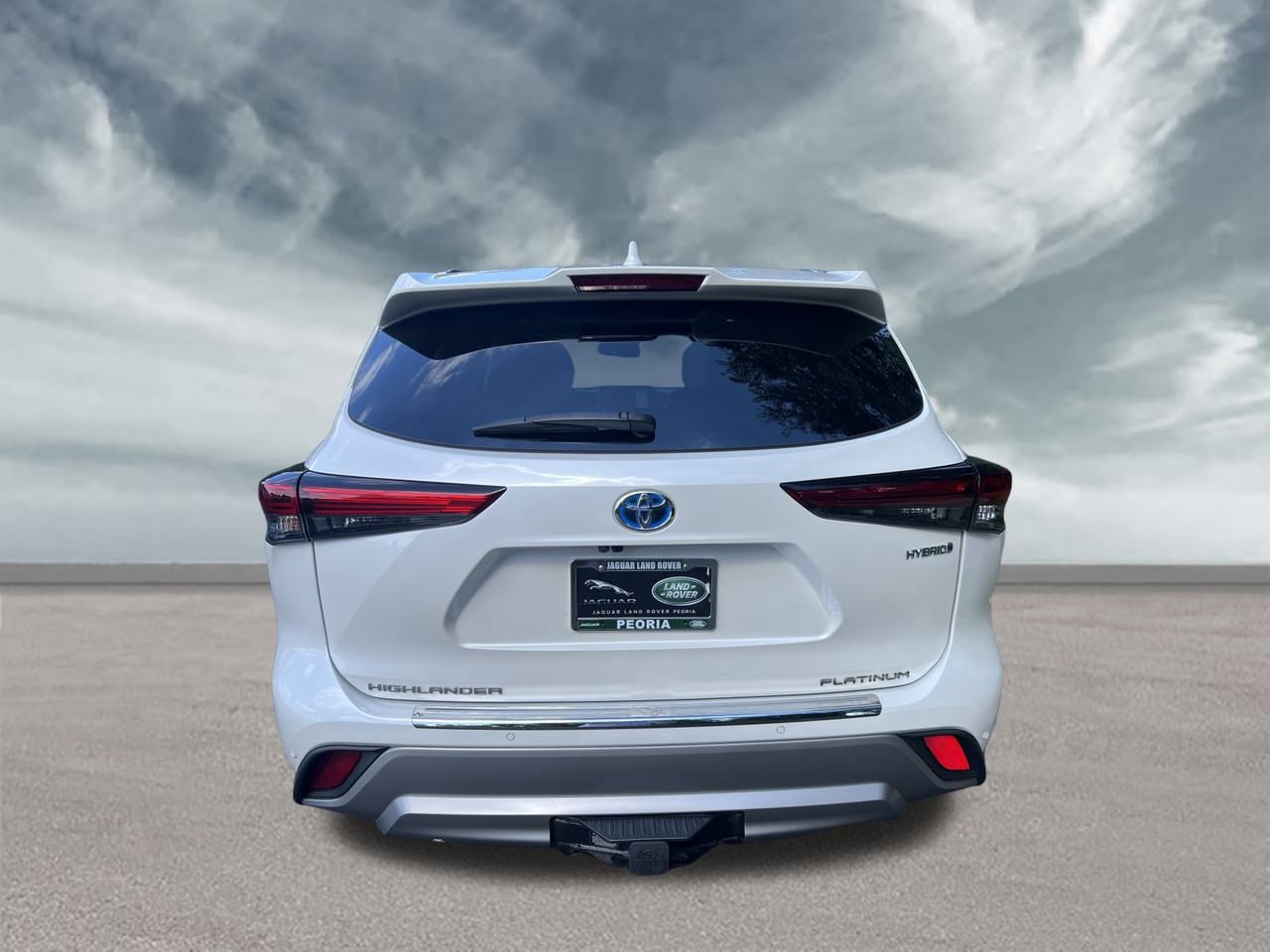 Used 2021 Toyota Highlander Platinum image 4