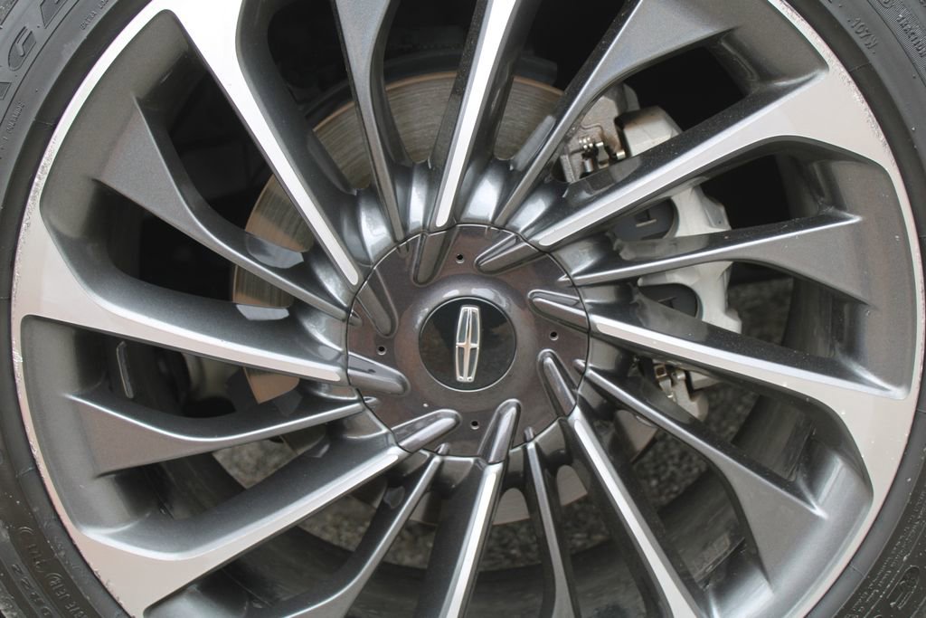 Used 2021 Lincoln Aviator Reserve w/ Equipment Group 201A image 19