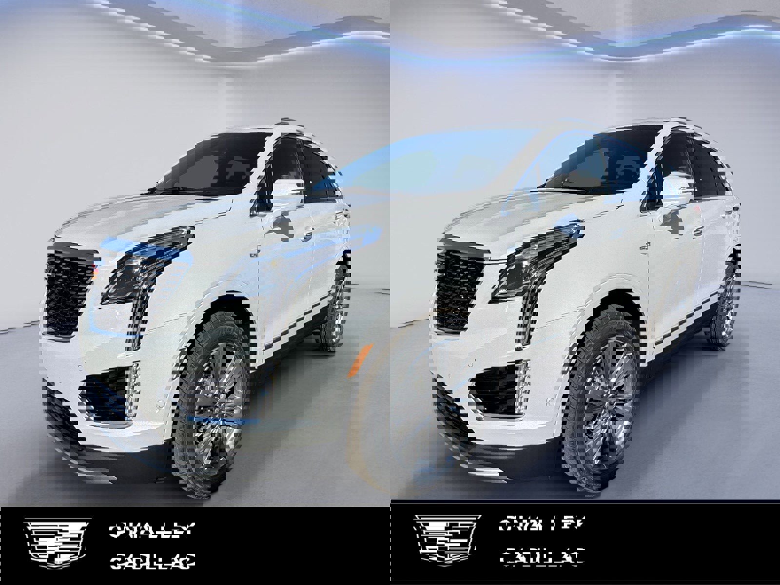 New 2025 Cadillac XT5 Premium Luxury w/ Technology Package