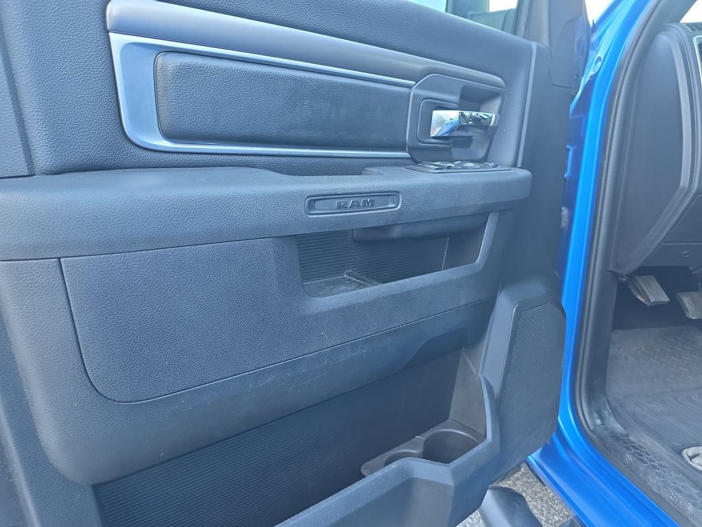 Used 2021 RAM 1500 Warlock w/ Electronics Group AWD/4WD image 17