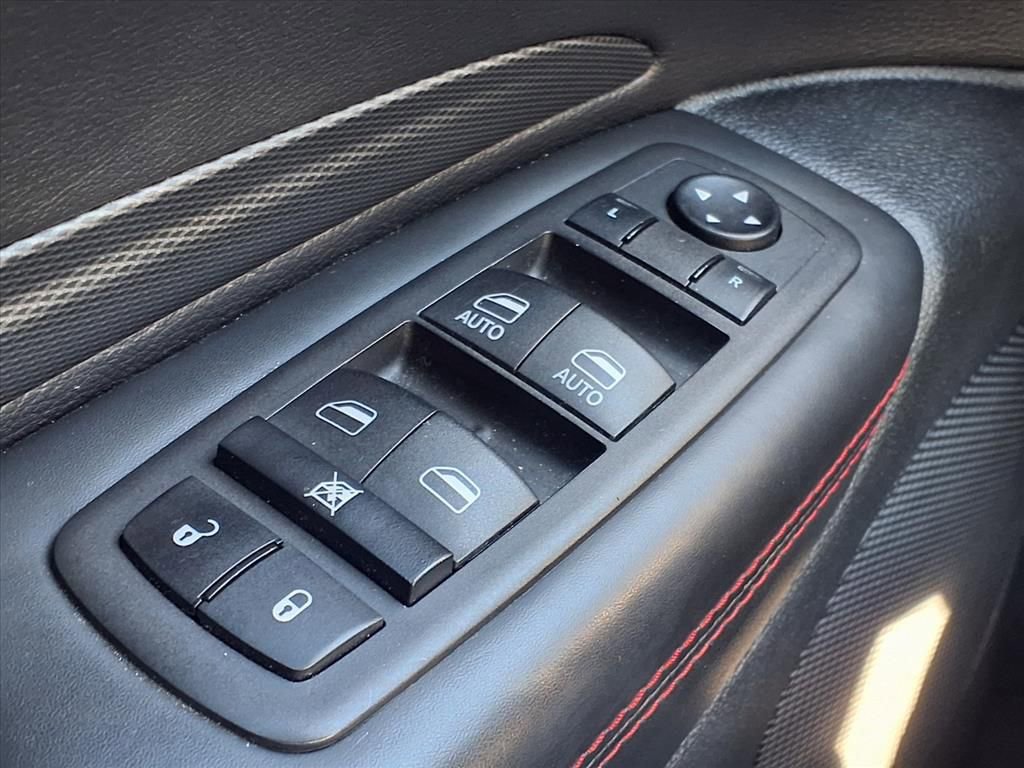 Used 2024 Dodge Durango GT image 17