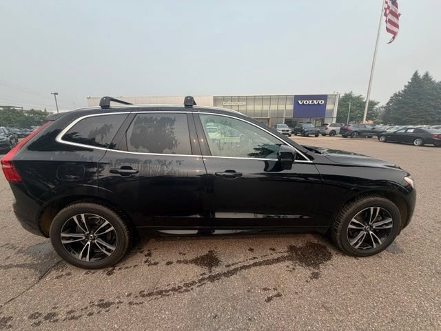 Used 2019 Volvo XC60 T6 Momentum w/ Multimedia Package AWD/4WD image 5
