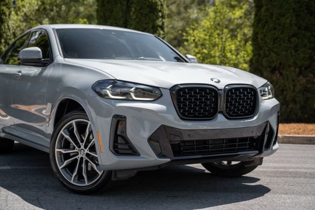 Used 2023 BMW X4 xDrive30i w/ M Sport Package image 6