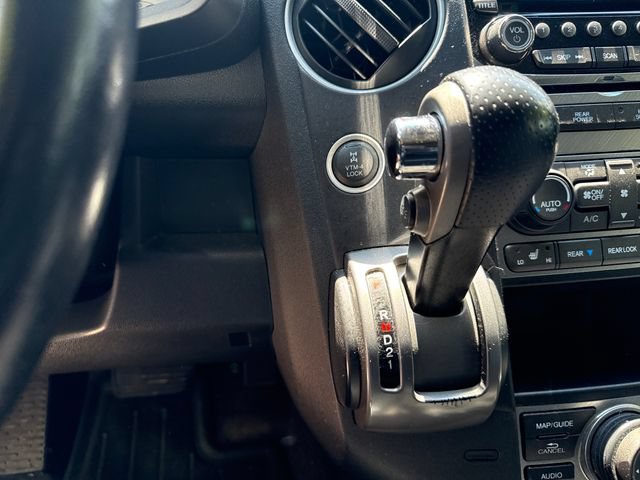 Used 2012 Honda Pilot Touring image 22