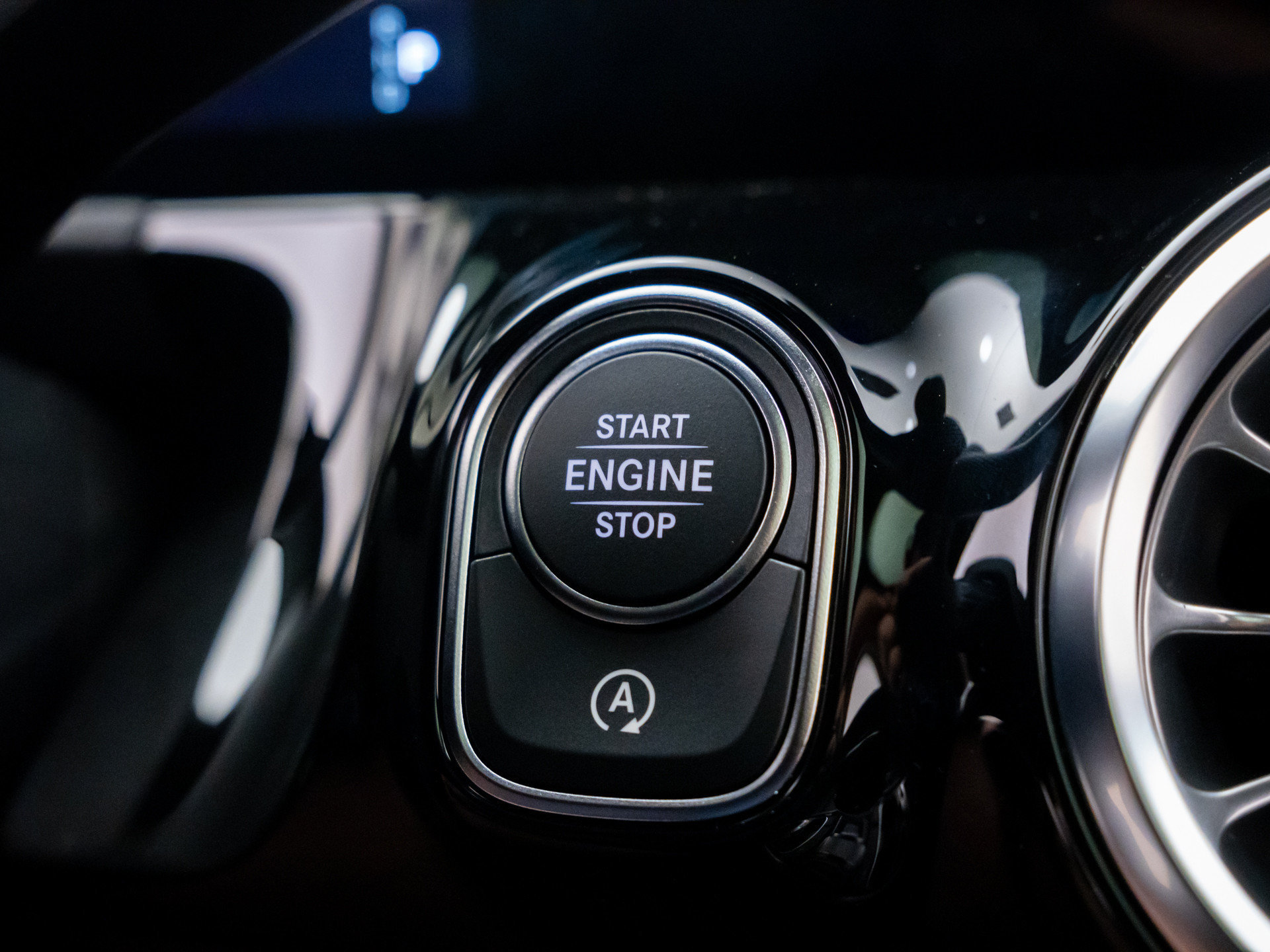 New 2026 Mercedes-Benz GLA 250 4MATIC image 24