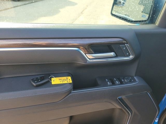 Used 2025 Chevrolet Silverado 1500 LT image 16