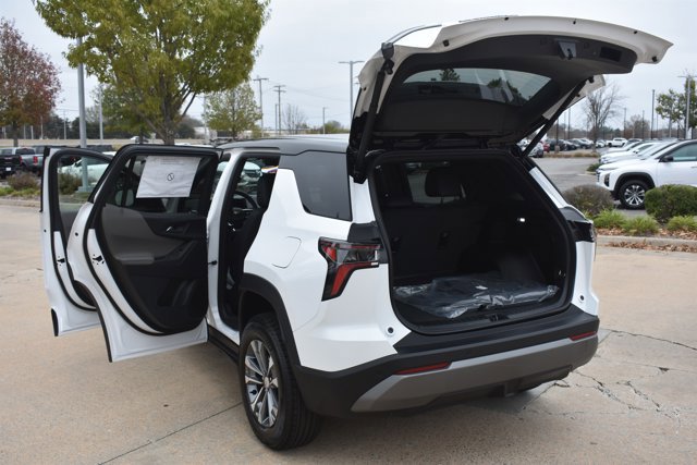 New 2026 Chevrolet Equinox LT w/ Convenience Package II image 17