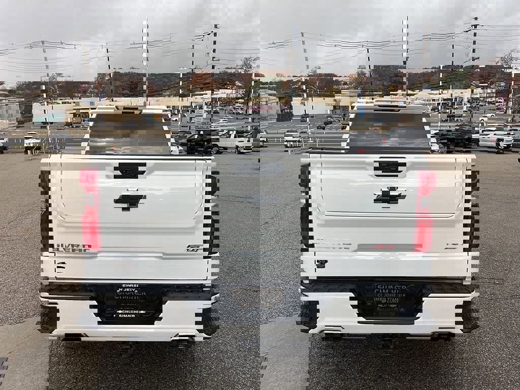 Used 2022 Chevrolet Silverado 1500 RST image 6