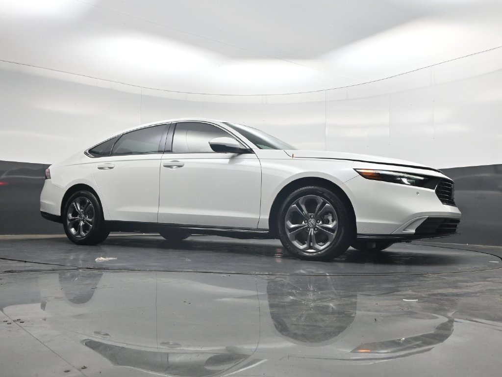 Used 2025 Honda Accord EX-L image 30