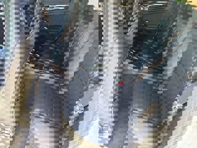 Used 2020 Porsche Panamera 4 image 17