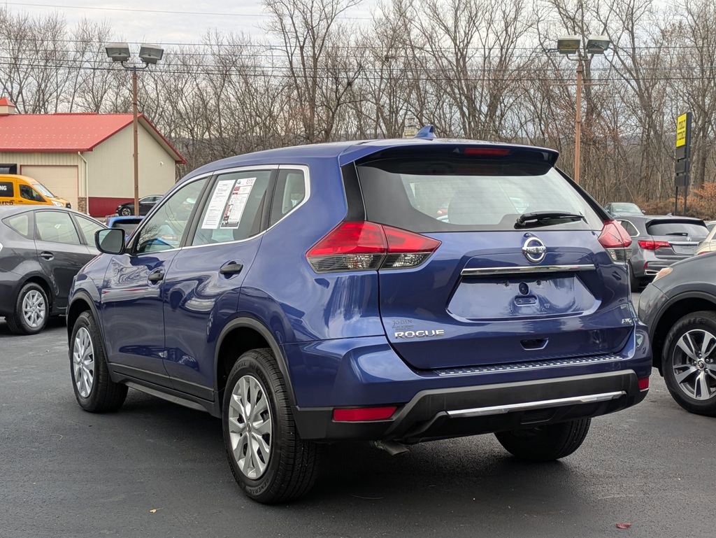 Used 2017 Nissan Rogue S image 6