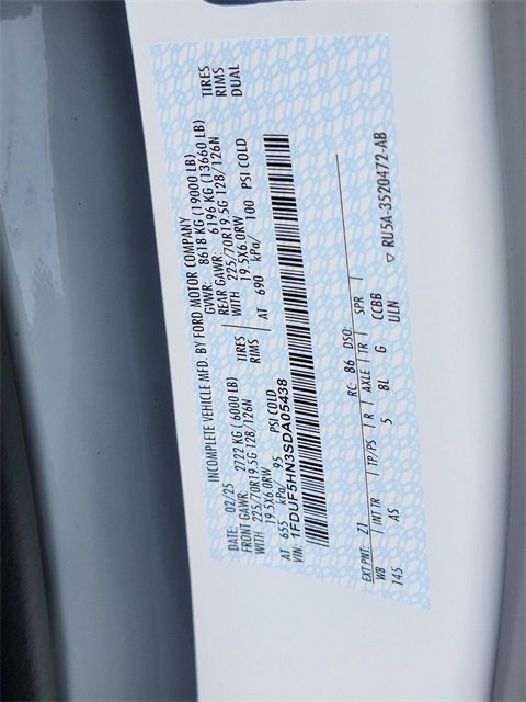 New 2025 Ford F550 4x4 Regular Cab Super Duty image 31