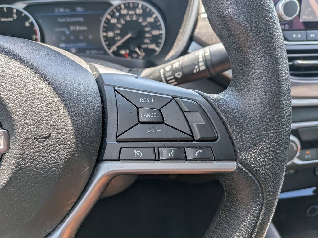 Used 2024 Nissan Altima 2.5 SV FWD image 21