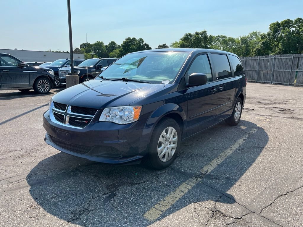 Used 2016 Dodge Grand Caravan SE w/ Quick Order Package 29E SE FWD image 7