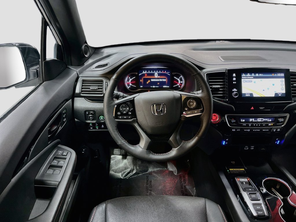 Used 2025 Honda Passport Black Edition image 24