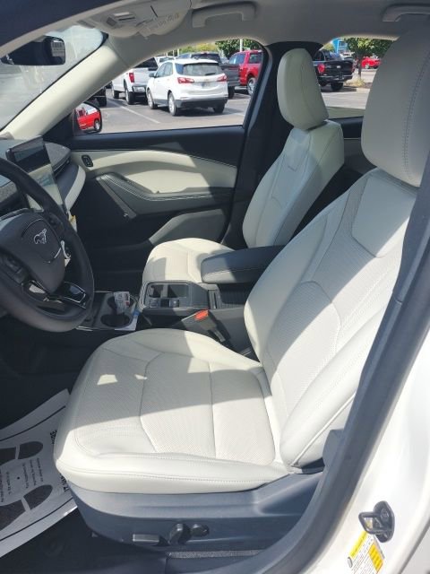 New 2025 Ford Mustang Mach-E Premium image 31
