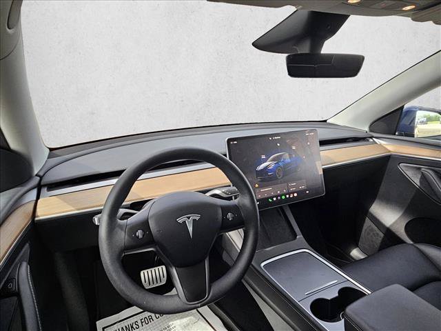 Used 2024 Tesla Model Y Performance AWD/4WD image 17