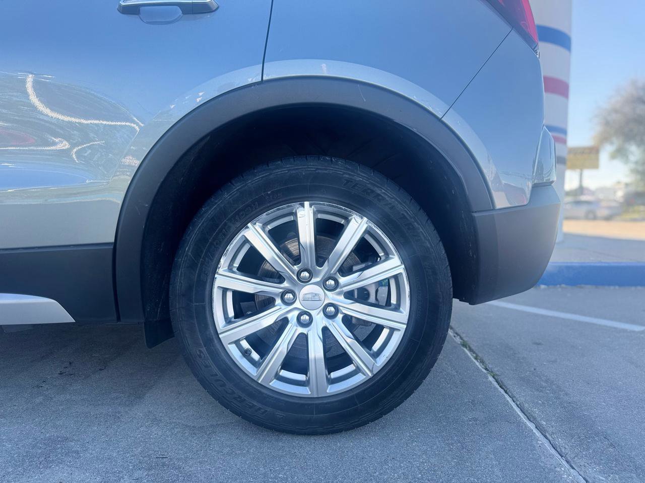 Used 2023 Cadillac XT4 Premium Luxury image 28