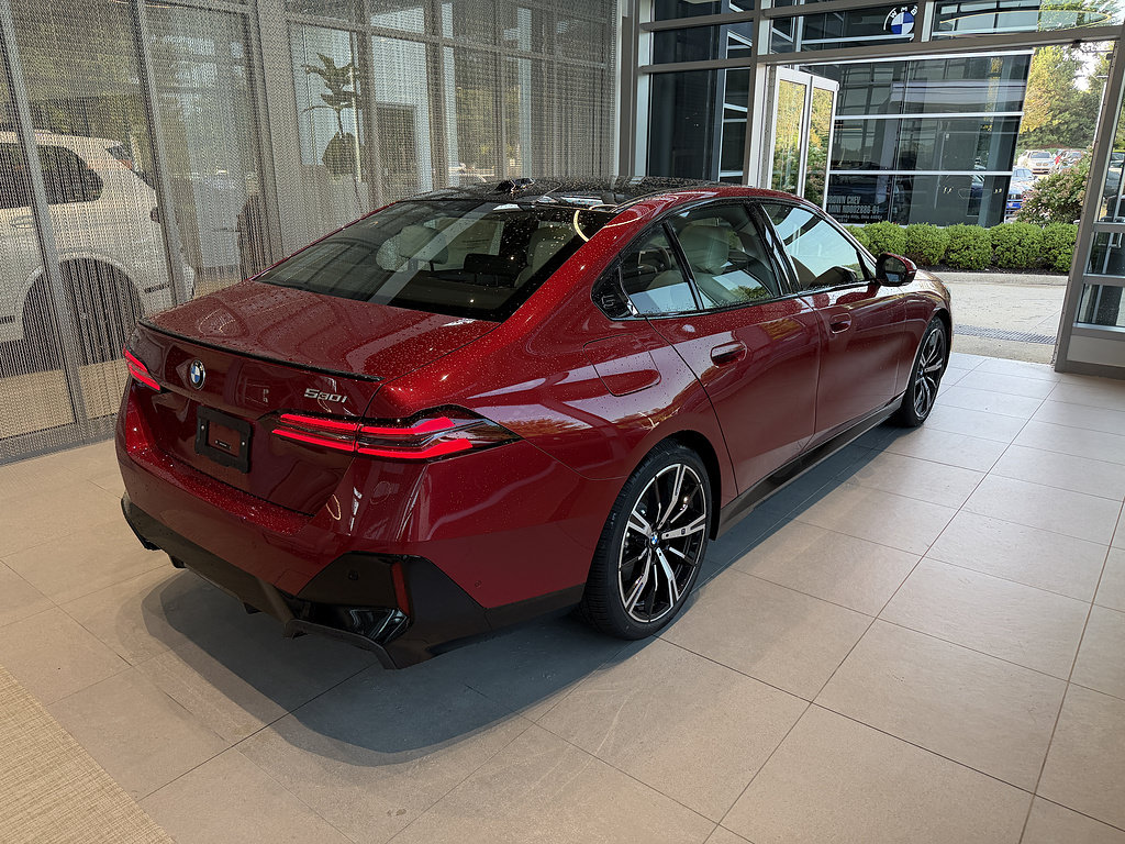 New 2027 BMW 530i xDrive w/ M Sport Package AWD/4WD image 6