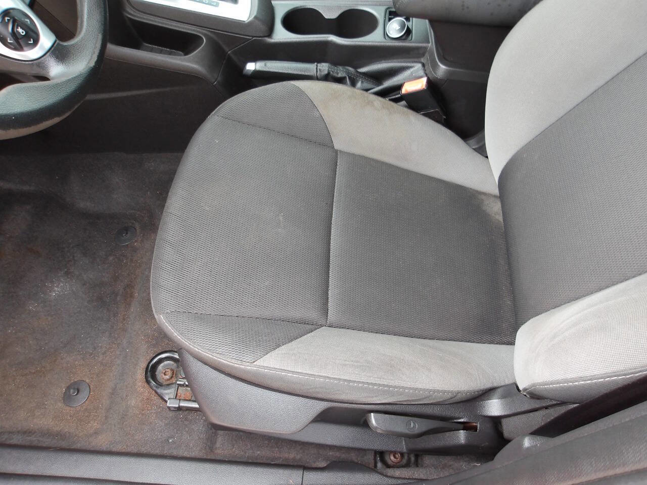 Used 2013 Ford Focus SE image 18