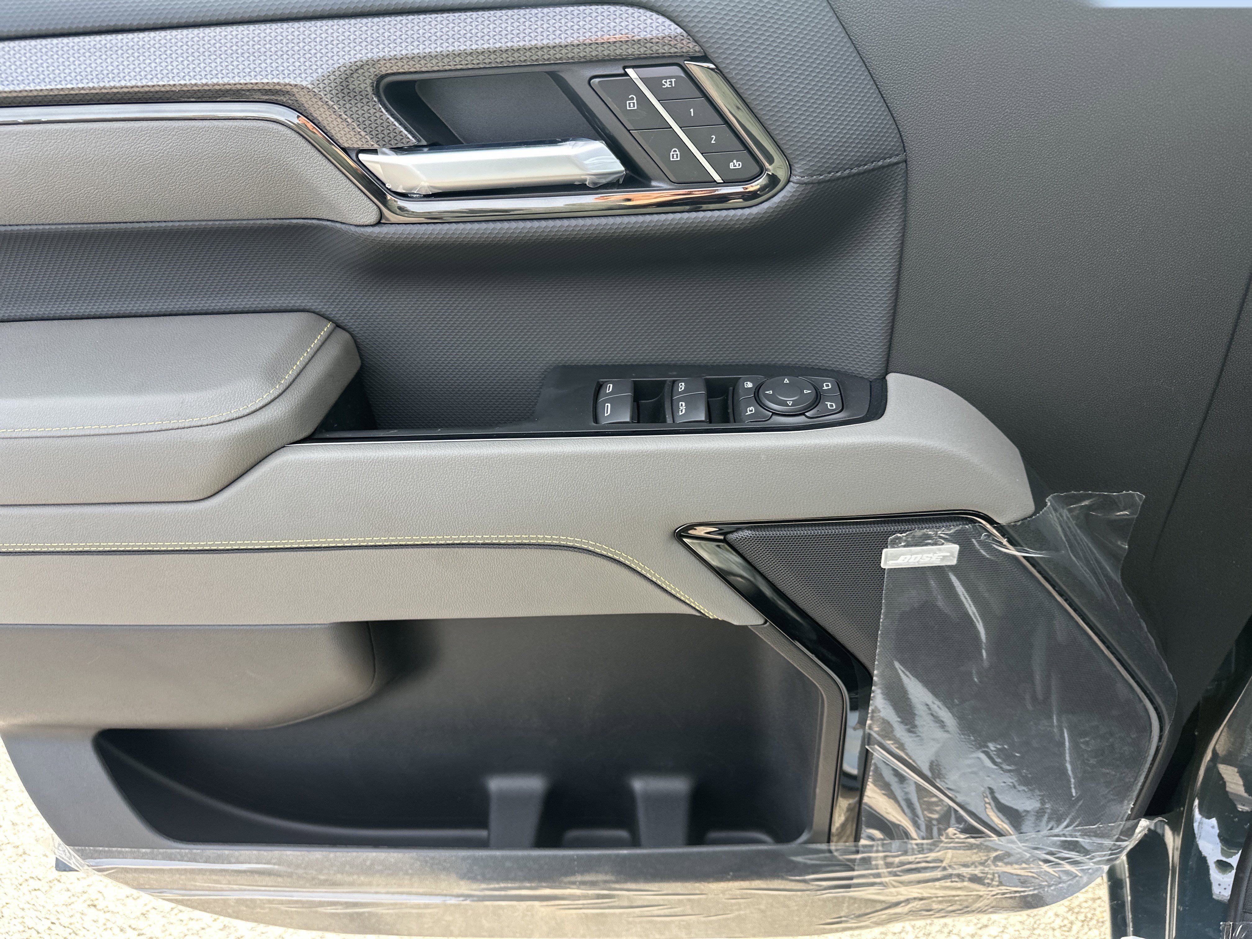 New 2026 Chevrolet Silverado 1500 ZR2 image 9