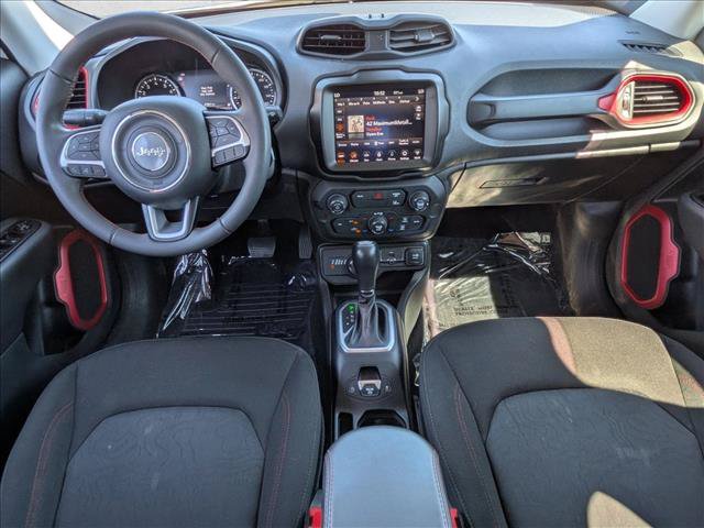 Used 2023 Jeep Renegade Trailhawk AWD/4WD image 17