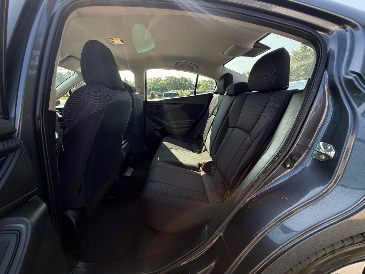 Used 2017 Subaru Impreza 2.0i AWD/4WD image 29