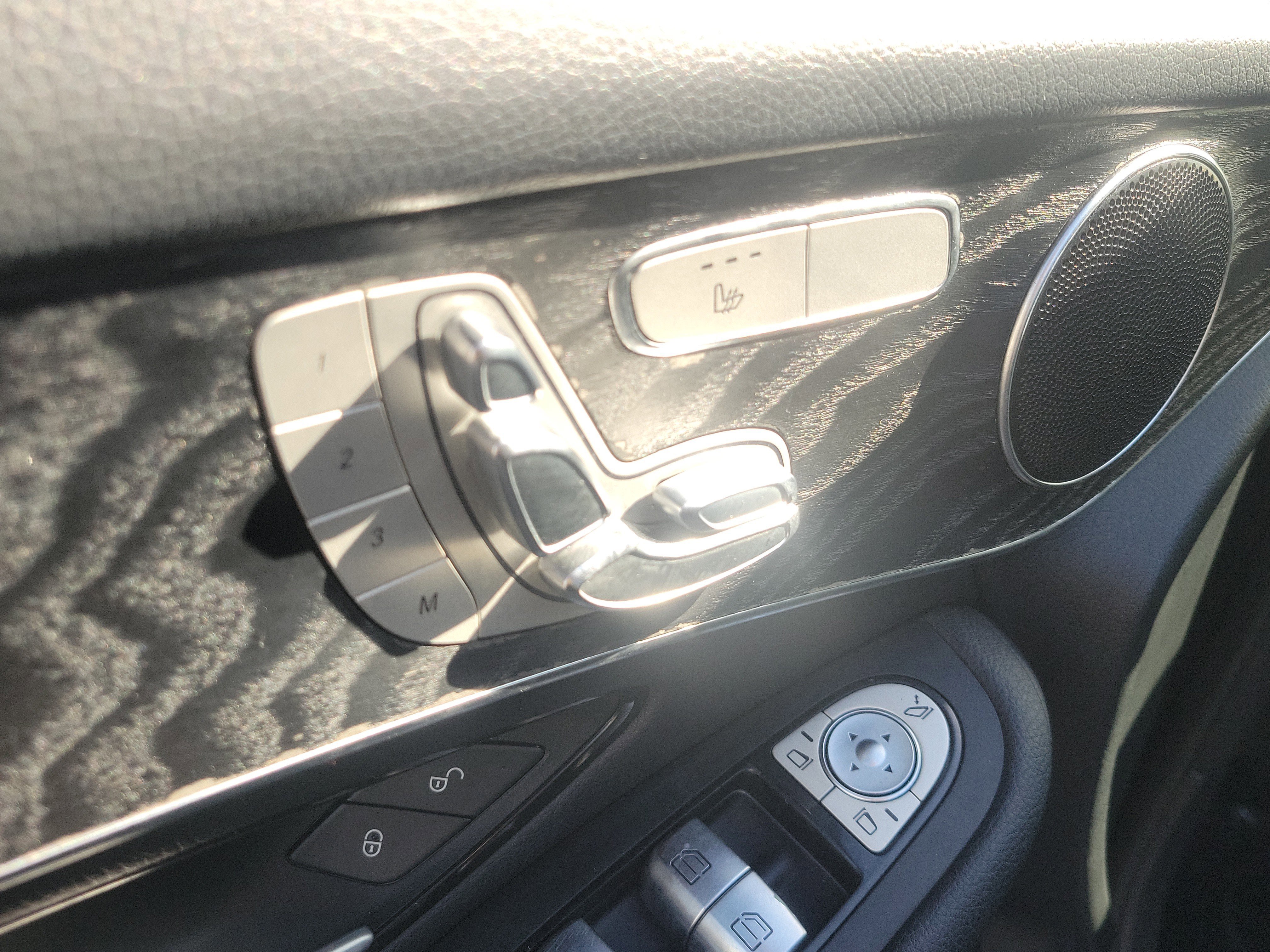 Used 2018 Mercedes-Benz GLC 300 image 16