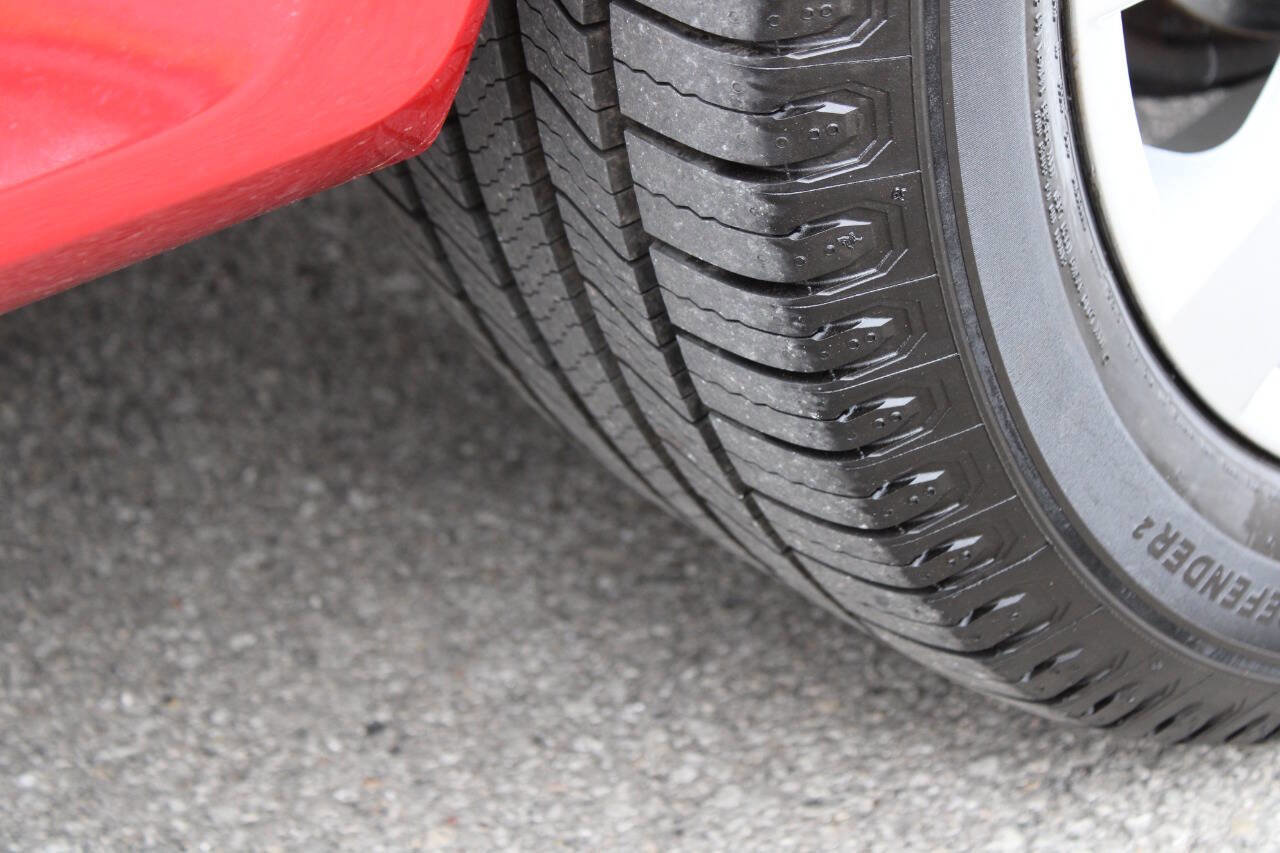 Used 2011 Mercedes-Benz GLK 350 GLK 350 4MATIC AWD 4dr SUV image 14