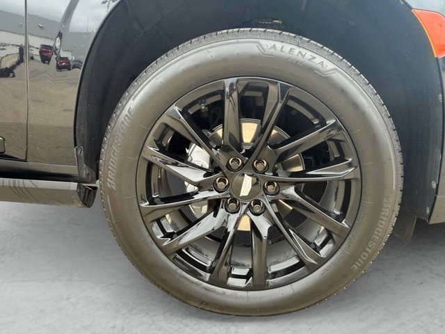 Used 2024 Cadillac Escalade Sport Platinum w/ LPO, ONYX Package AWD/4WD image 18