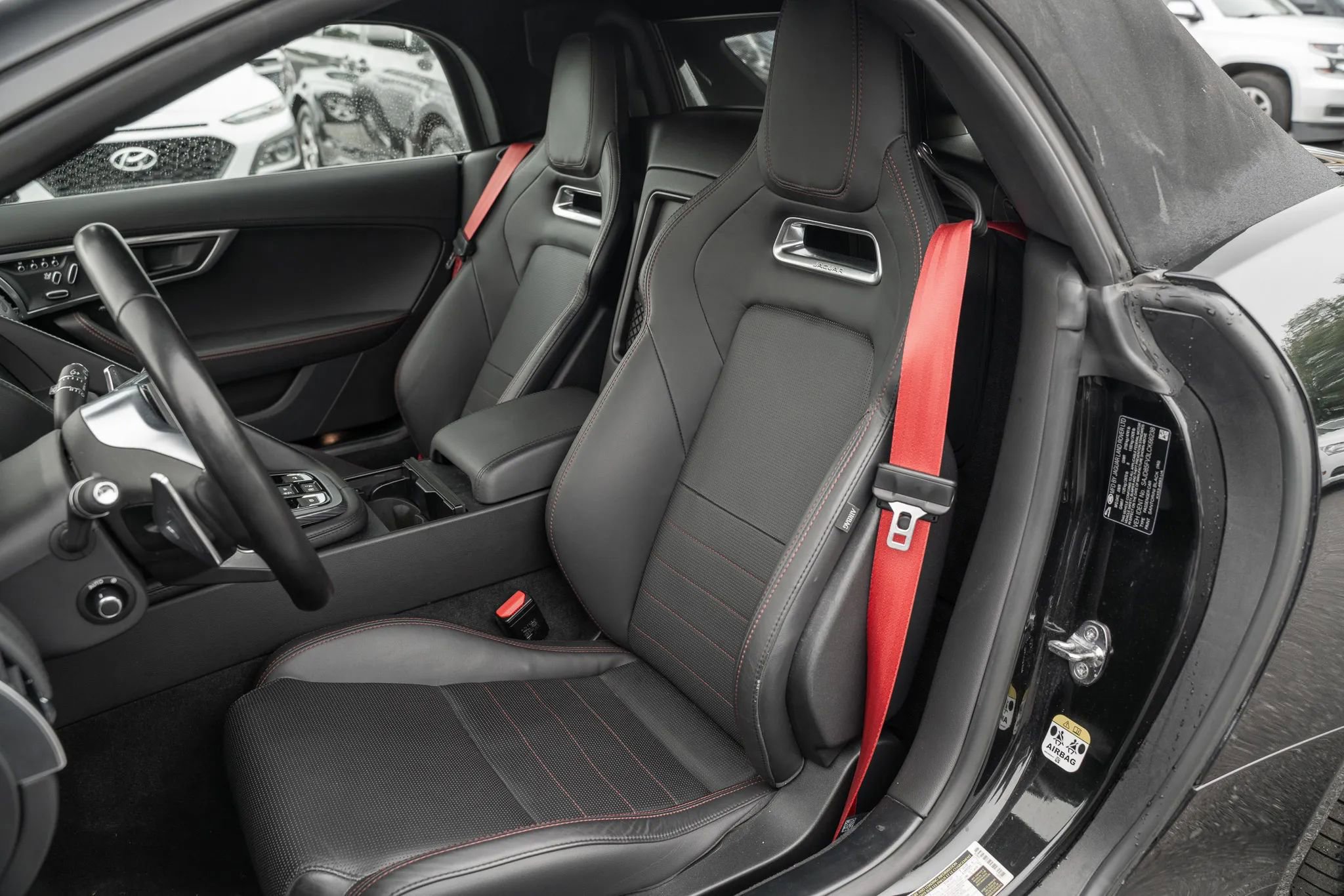 Used 2020 Jaguar F-TYPE R-Dynamic AWD/4WD image 12