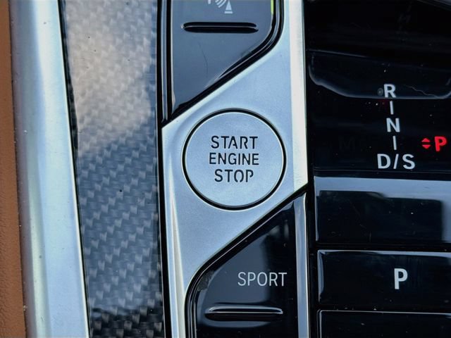 Used 2025 BMW X6 M60i AWD/4WD image 37