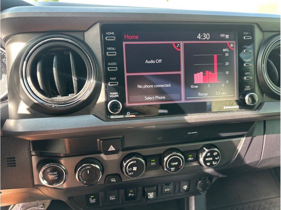 Used 2020 Toyota Tacoma TRD Off-Road w/ Technology Package AWD/4WD image 18