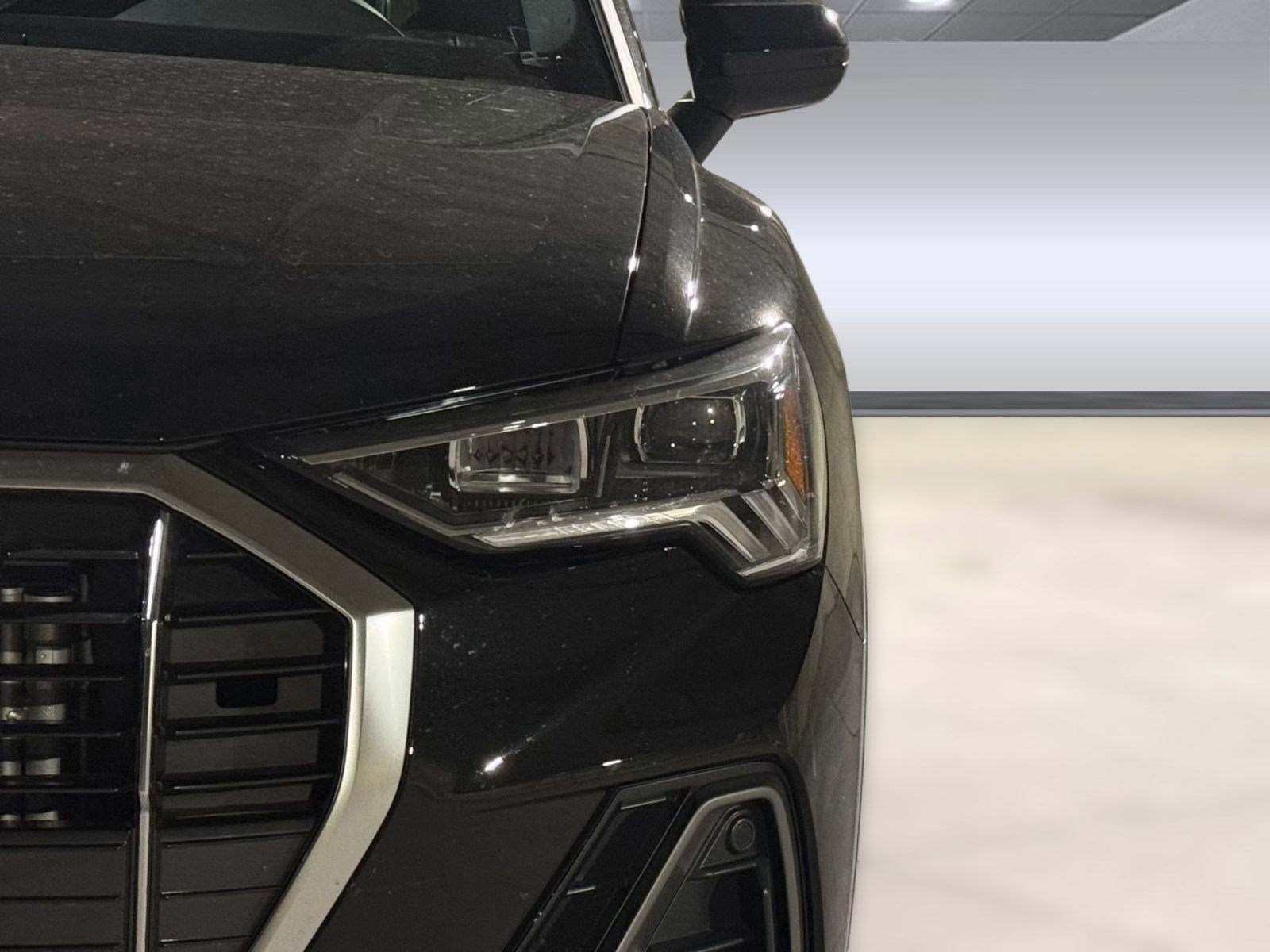 Used 2024 Audi Q3 2.0T Premium Plus w/ Premium Plus Package image 11