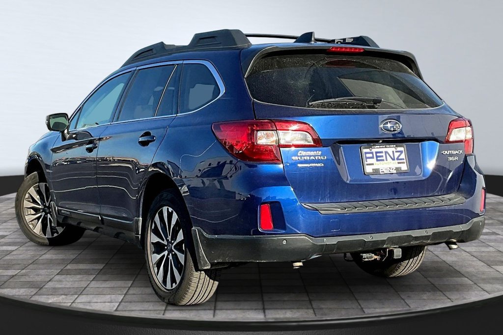 Used 2017 Subaru Outback 3.6R Limited AWD/4WD image 4
