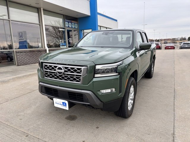 Used 2022 Nissan Frontier SV w/ SV Premium Package image 1