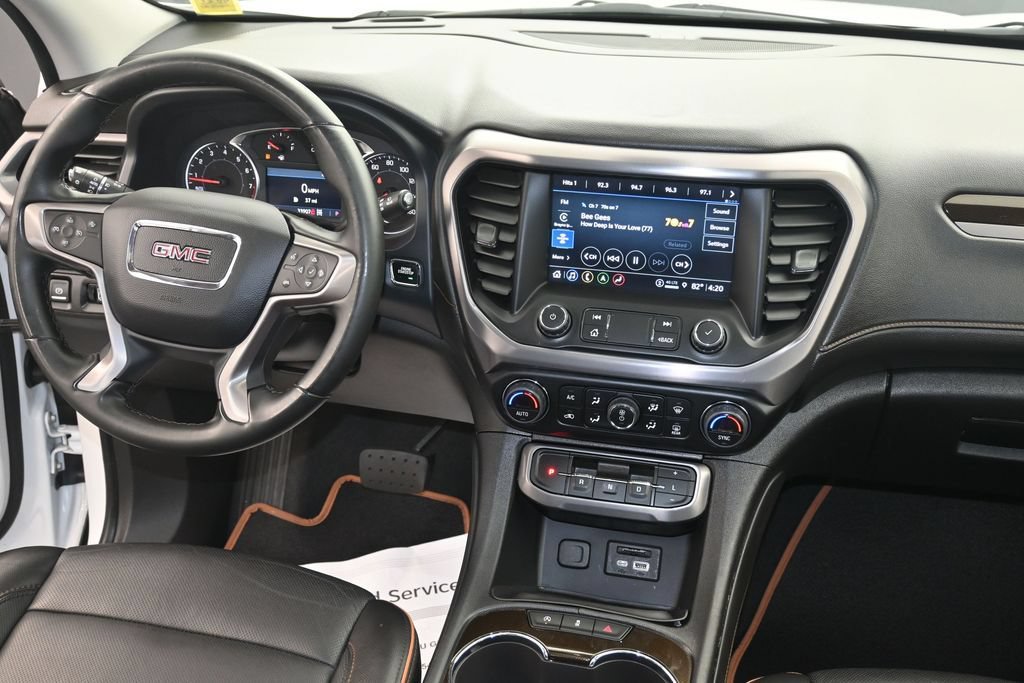 Used 2023 GMC Acadia AT4 AWD/4WD image 14