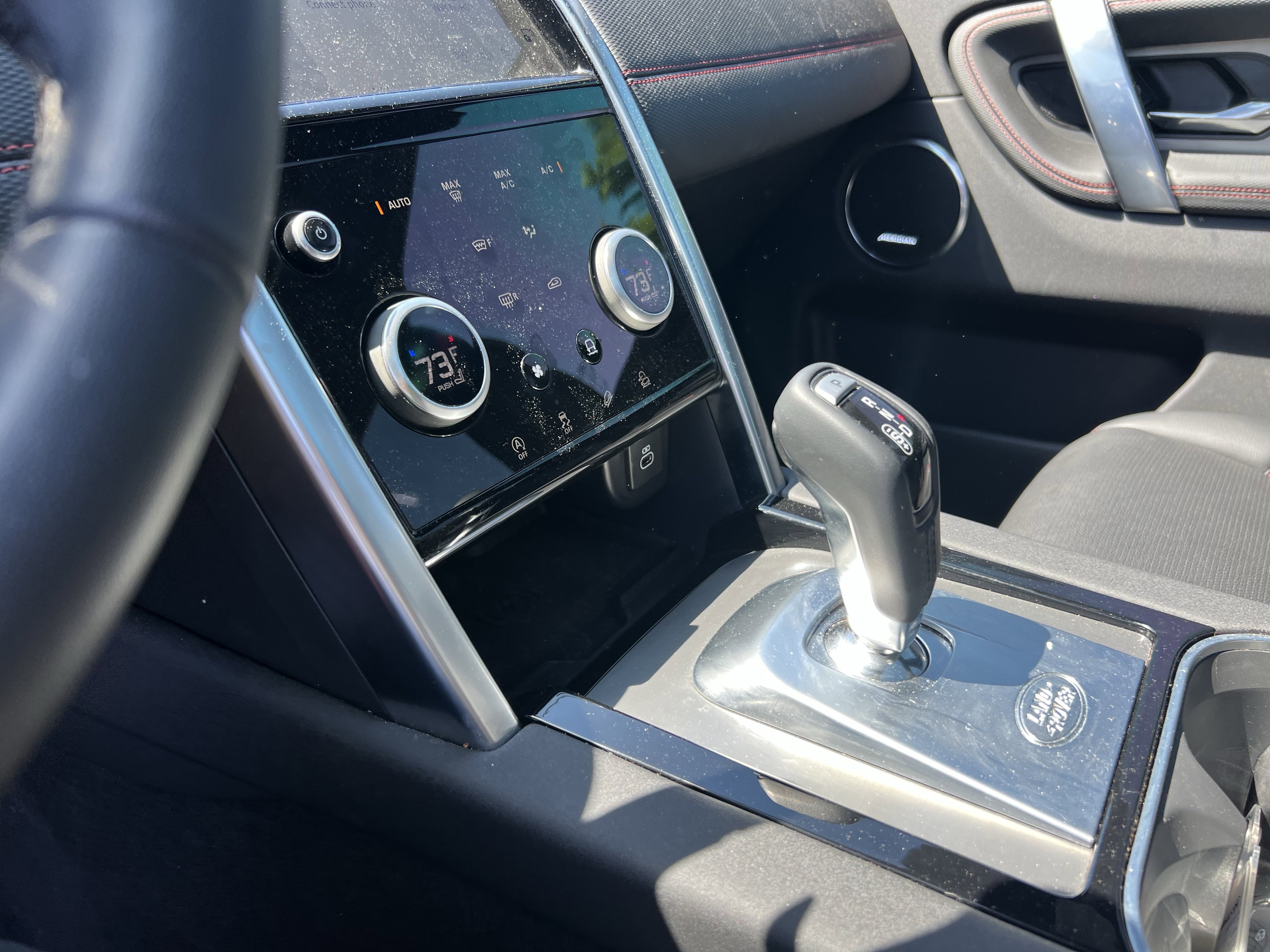 Used 2023 Land Rover Discovery Sport SE R-Dynamic image 28