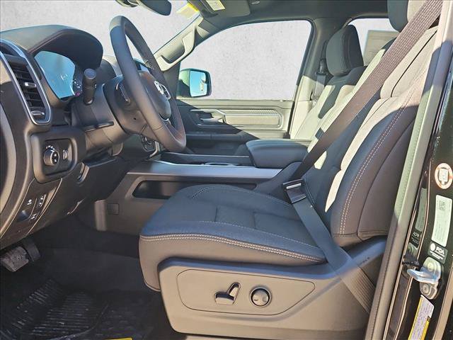 New 2026 RAM 1500 Big Horn AWD/4WD image 4