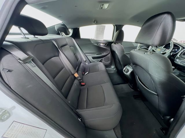 Used 2024 Chevrolet Malibu LT image 37