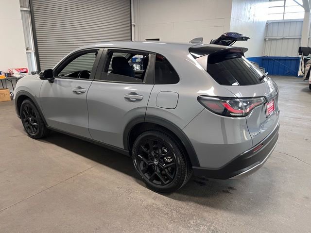 Used 2023 Honda HR-V Sport image 6