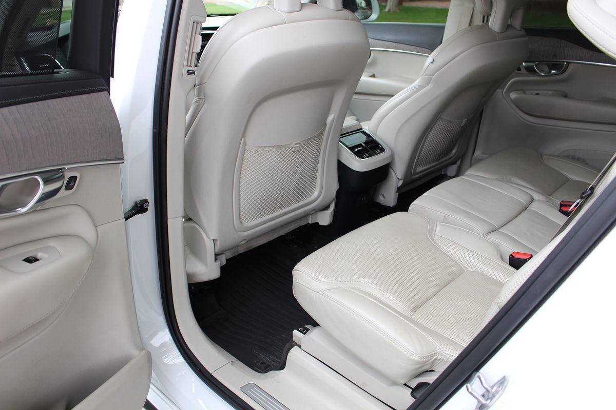 Used 2021 Volvo XC90 T6 Inscription image 12