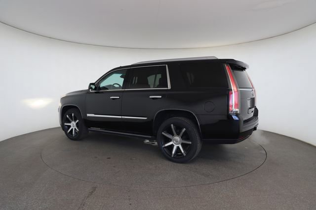 Used 2015 Cadillac Escalade Premium image 10