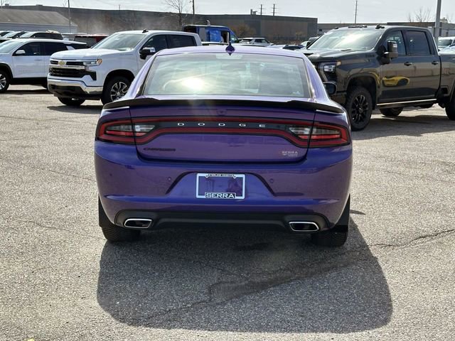 Used 2018 Dodge Charger GT w/ Blacktop Package image 7