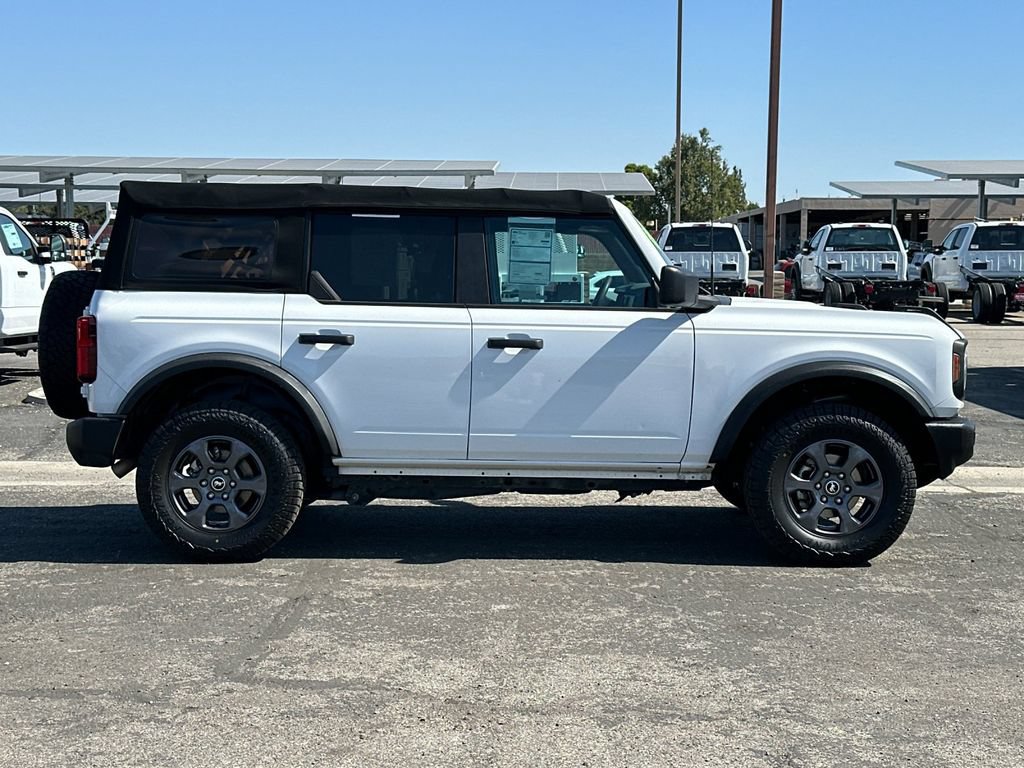 Certified 2021 Ford Bronco 4-Door AWD/4WD image 2