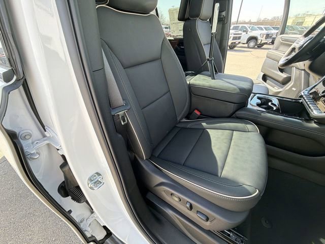 New 2026 GMC Yukon XL Elevation w/ Elevation Premium Package AWD/4WD image 27