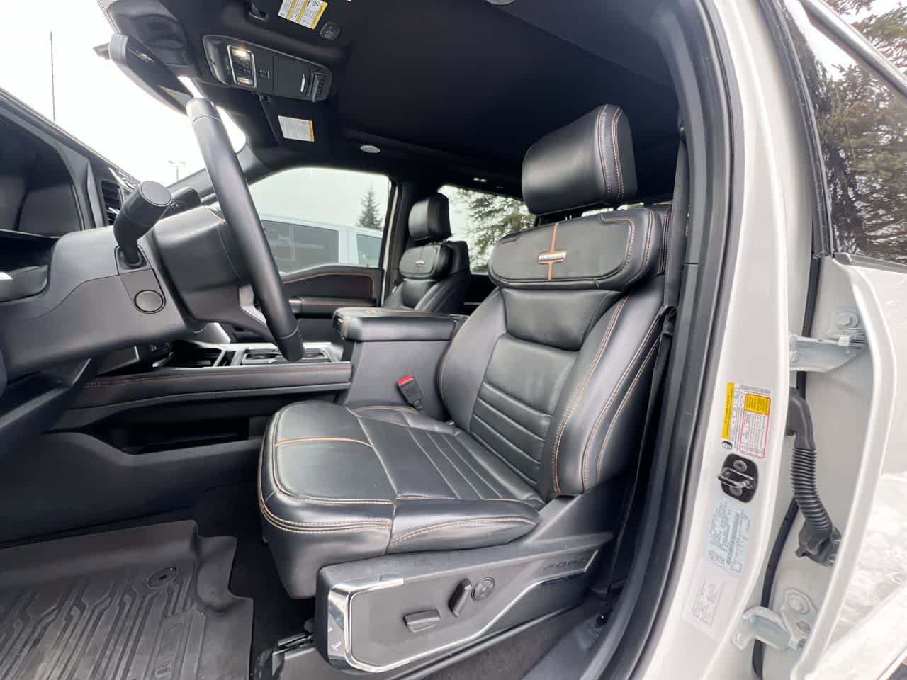 Used 2024 Ford F350 Platinum AWD/4WD image 11